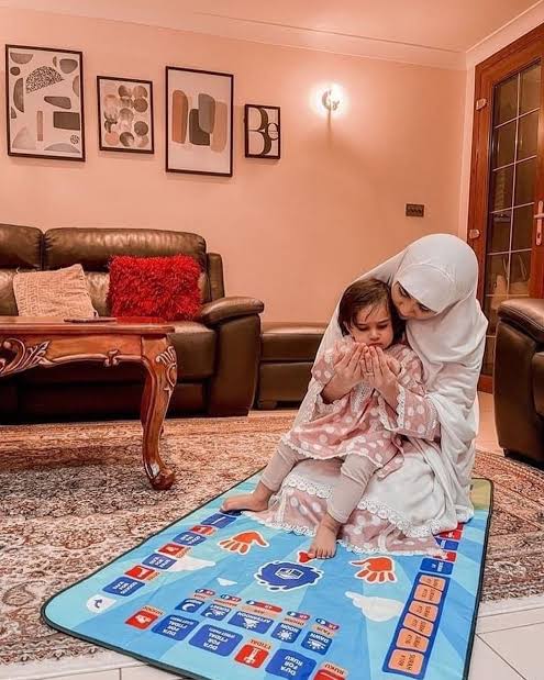 Educational Smart Prayer Mat for Kids - سجادة صلاة ذكية تعليمية للأطفال – سجادة سجدة تفاعلية مع إرشادات صوتية وتدريب على الصلاة